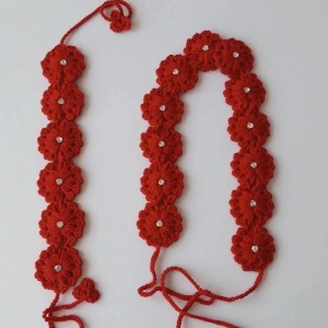 Bordo İşlemeli Yaka